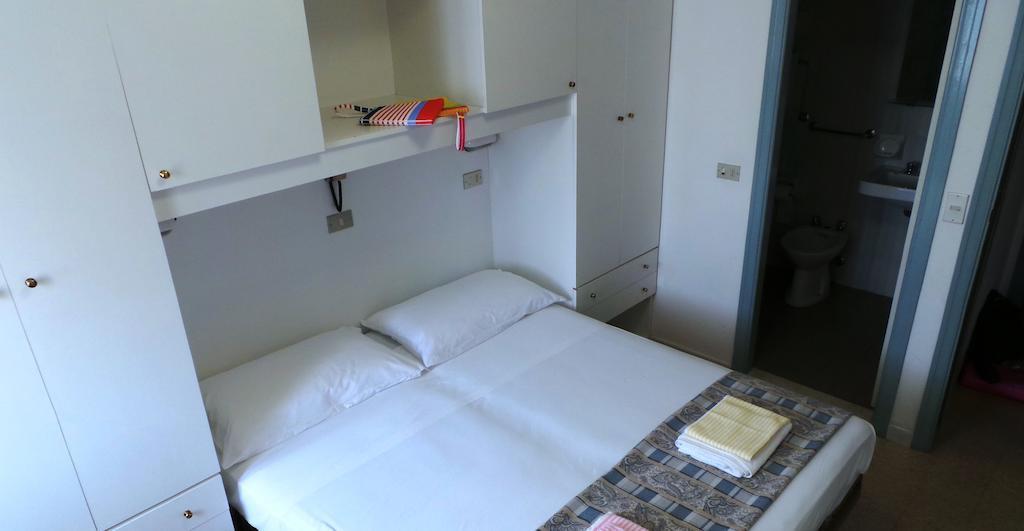 Hotel Nuovo Fiore Cattolica Extérieur photo