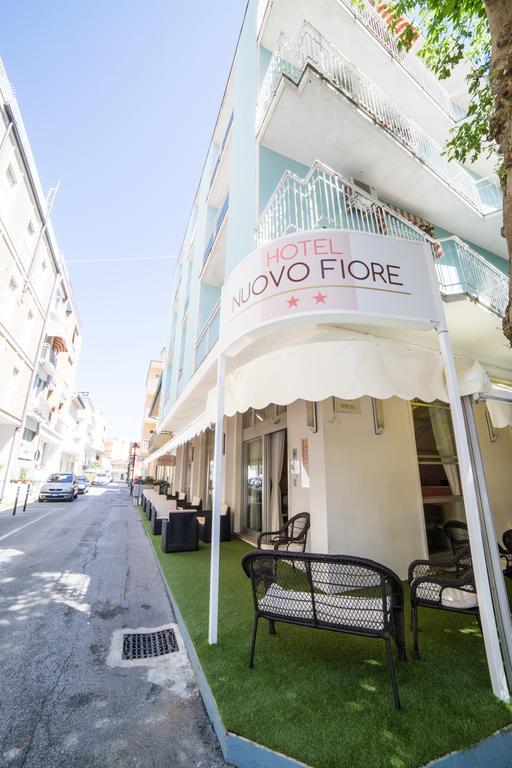 Hotel Nuovo Fiore Cattolica Extérieur photo