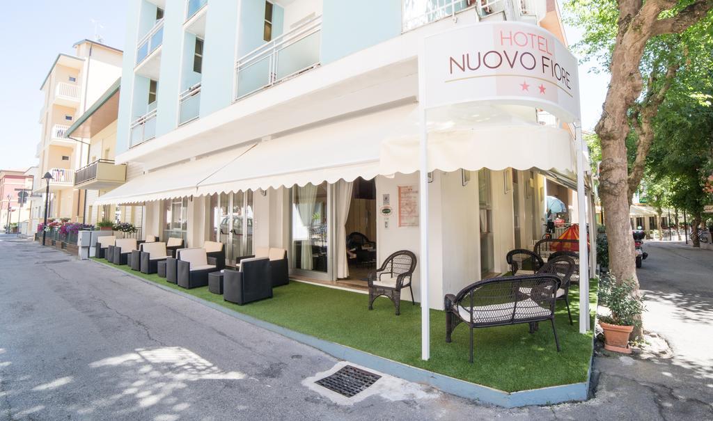 Hotel Nuovo Fiore Cattolica Extérieur photo