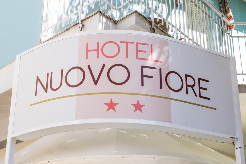 Hotel Nuovo Fiore Cattolica Extérieur photo